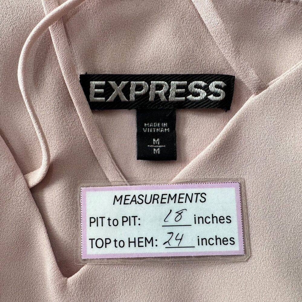 Express Camisole Sz M Light Pink Strappy VNeck Sleeveless Layered