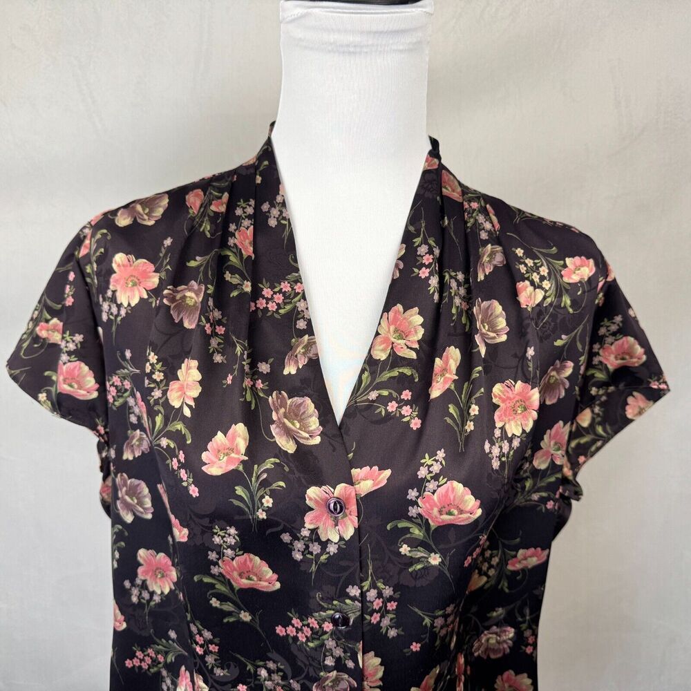 Jones New York Sz 14 Silk Top Brown Floral VNeck Pleated Button Up Cap Sleeve