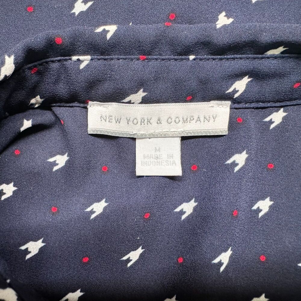 New York & Company Blouse Sz M Navy Blue Button Down Sleeveless Blouse
