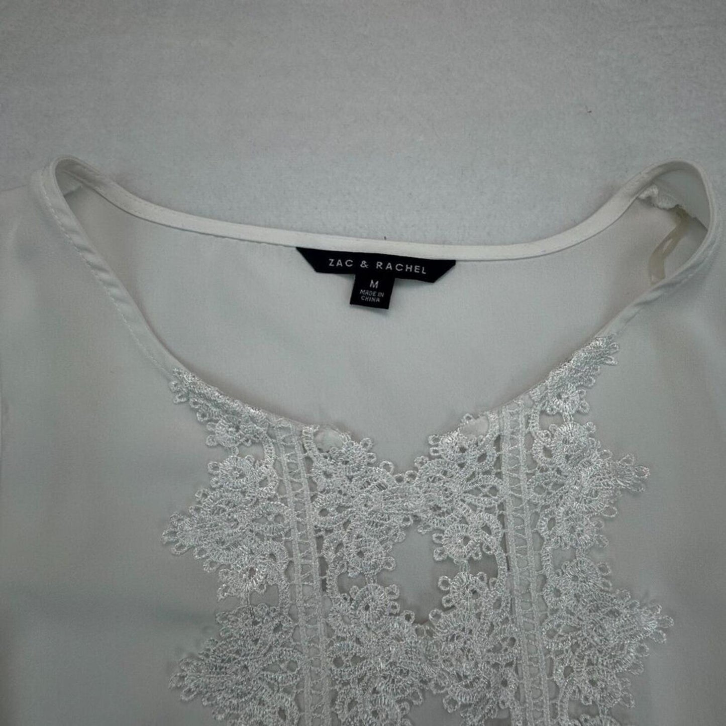 Zac & Rachel Top Sz M Sheer White Blouse Crochet Design On Front Sleeveless