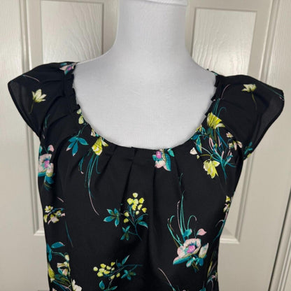 LC Lauren Conrad Blouse Sz XS Black Floral Round Pleated Neck Cap Sleeve
