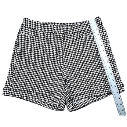 SOHO Women’s  Black & White Houndstooth Shorts w/ Pockets, Elastic - Size 6