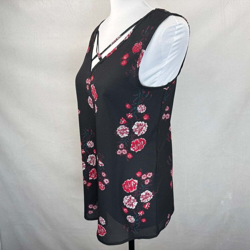 Maurices Black Floral Tank Top Sz XS Sleeveless VNeck Criss Cross Front