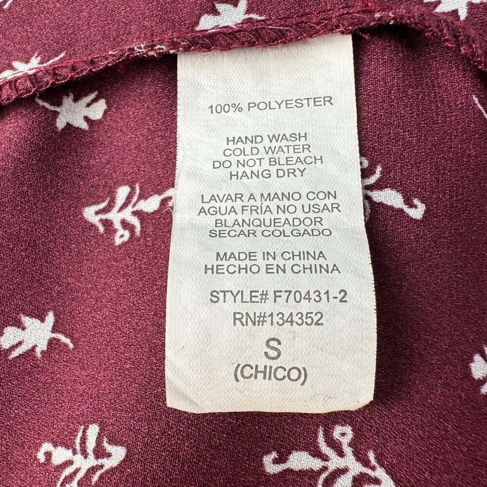 Forever 21 Ladies Top Sz S Burgundy White Print Cap Cuffed Sleeve Round Neck