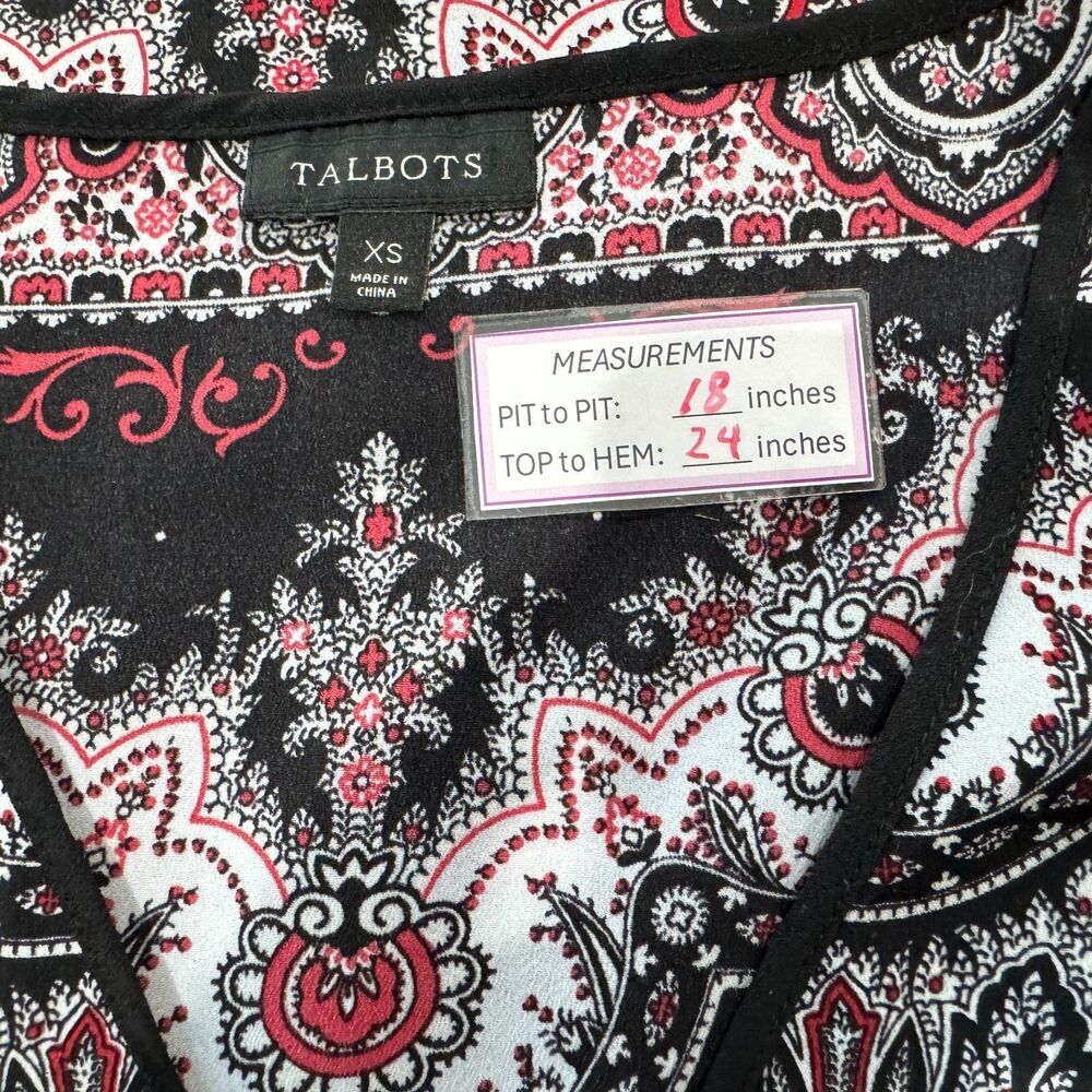Talbots Blouse Sz XS V-Neck Cap Sleeve Red & Black Paisley Print Side Slits