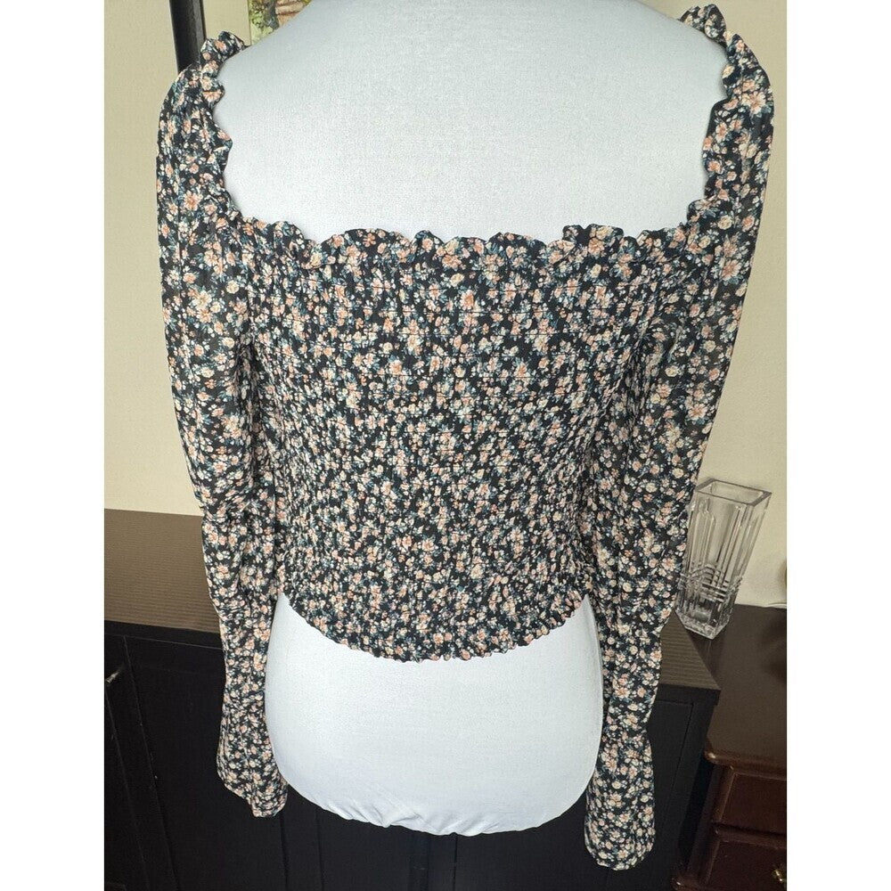 Wild Fable Top Sz M Cropped Black Floral Square Neck Long Sheer Sleeve Lined