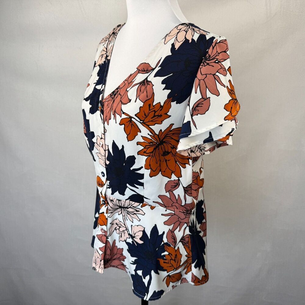 Liz Claiborne Top Sz M Short Flare Sleeve Multicolor Floral Peplum Button Up