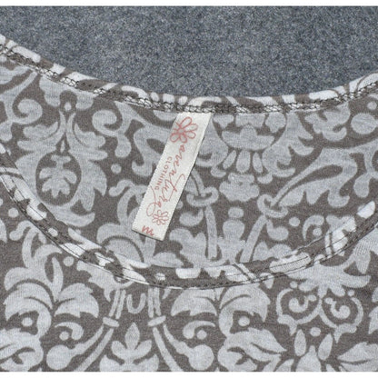 Aventura women's top taupe pullover long sleeve - Size M
