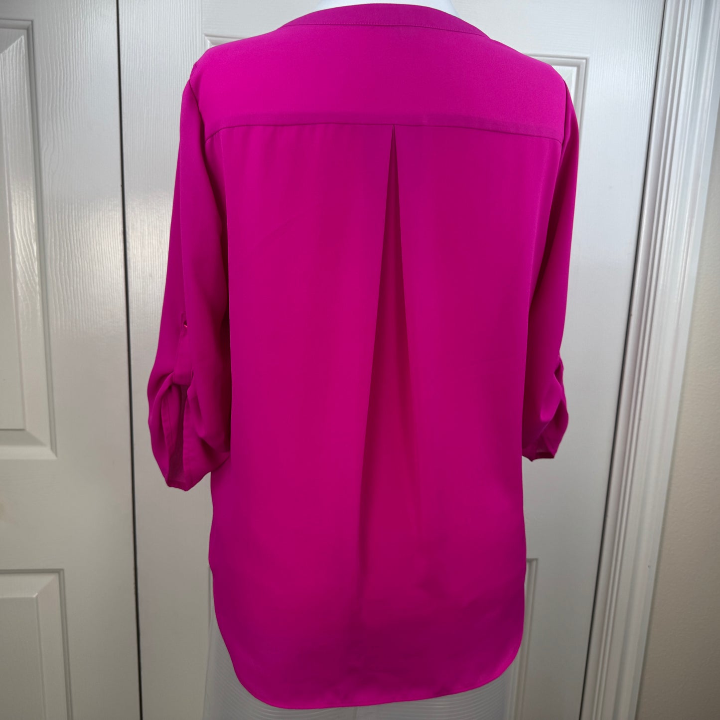 Chaus New York Women's Fuchsia Magenta Roll Tab Sleeve Blouse Size M