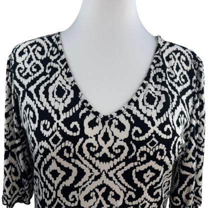 Chico's Black White Print V-Neck Top Size 1 Plus 3/4 Flare Sleeve Stretch Blouse