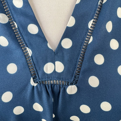 Front close up detail view Hawthorn 41 women blouse blue, size M