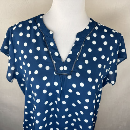 Front detail view of Hawthorn 41 women's blouse blue, size M