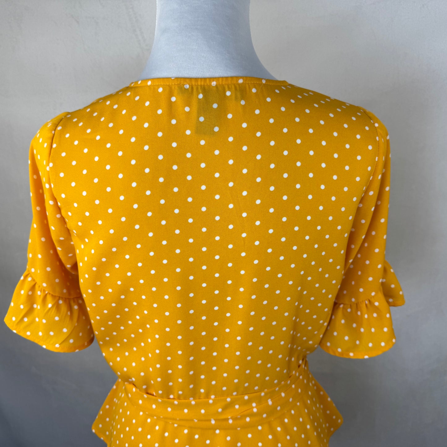 Forever 21 Blouse Sz M Peplum Wrap Polka Dot Ruffle Sleeve Butterscotch