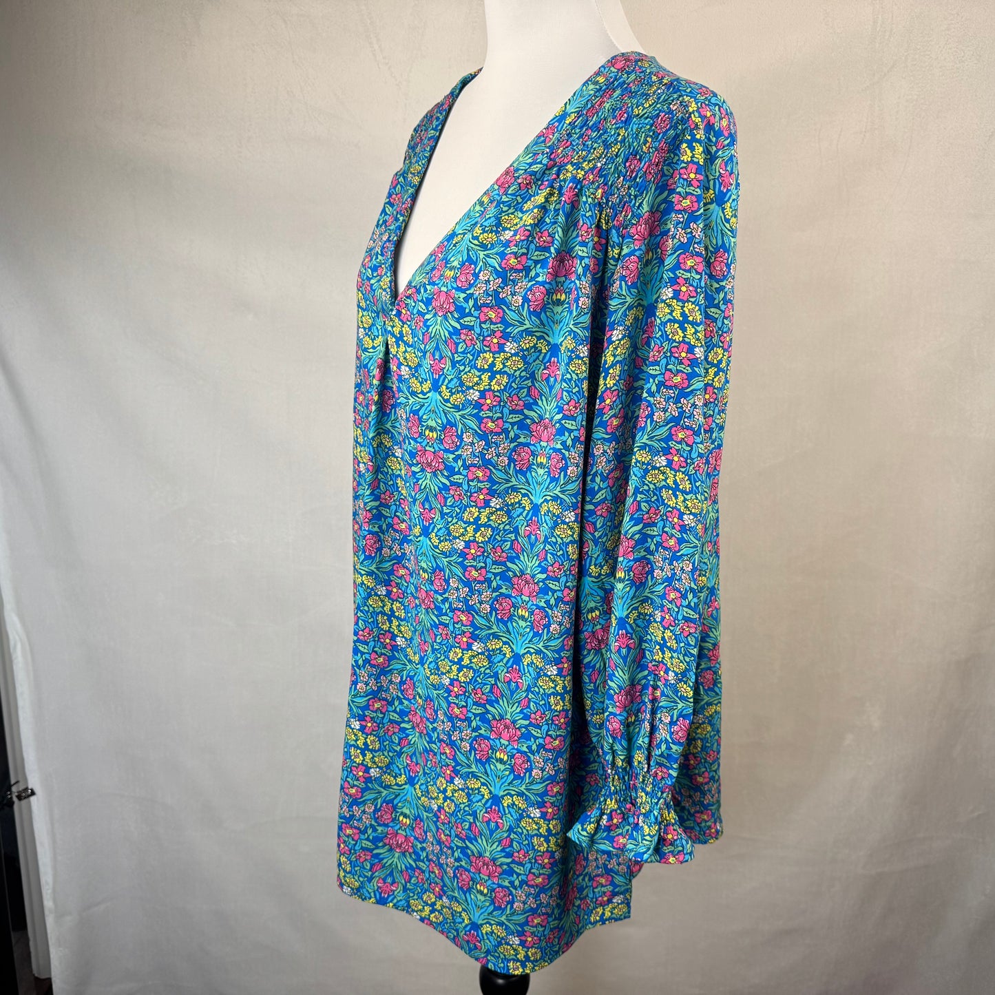 JNY Jones New York NWT Women Sz 2X Floral Top Light Blue Split neck 3/4 Sleeve