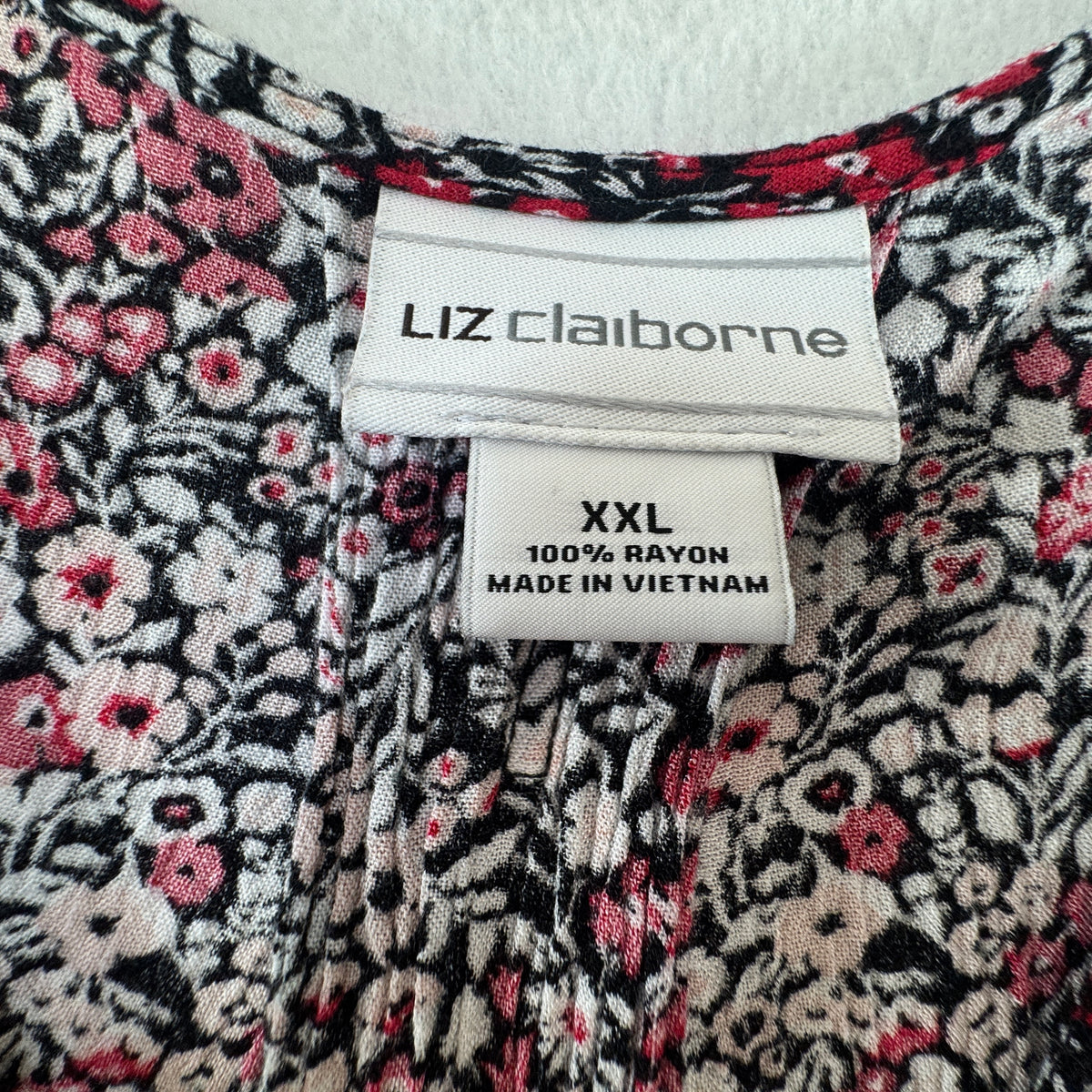 Liz Claiborne Women's Floral Button Front Blouse Black Red Size XXL