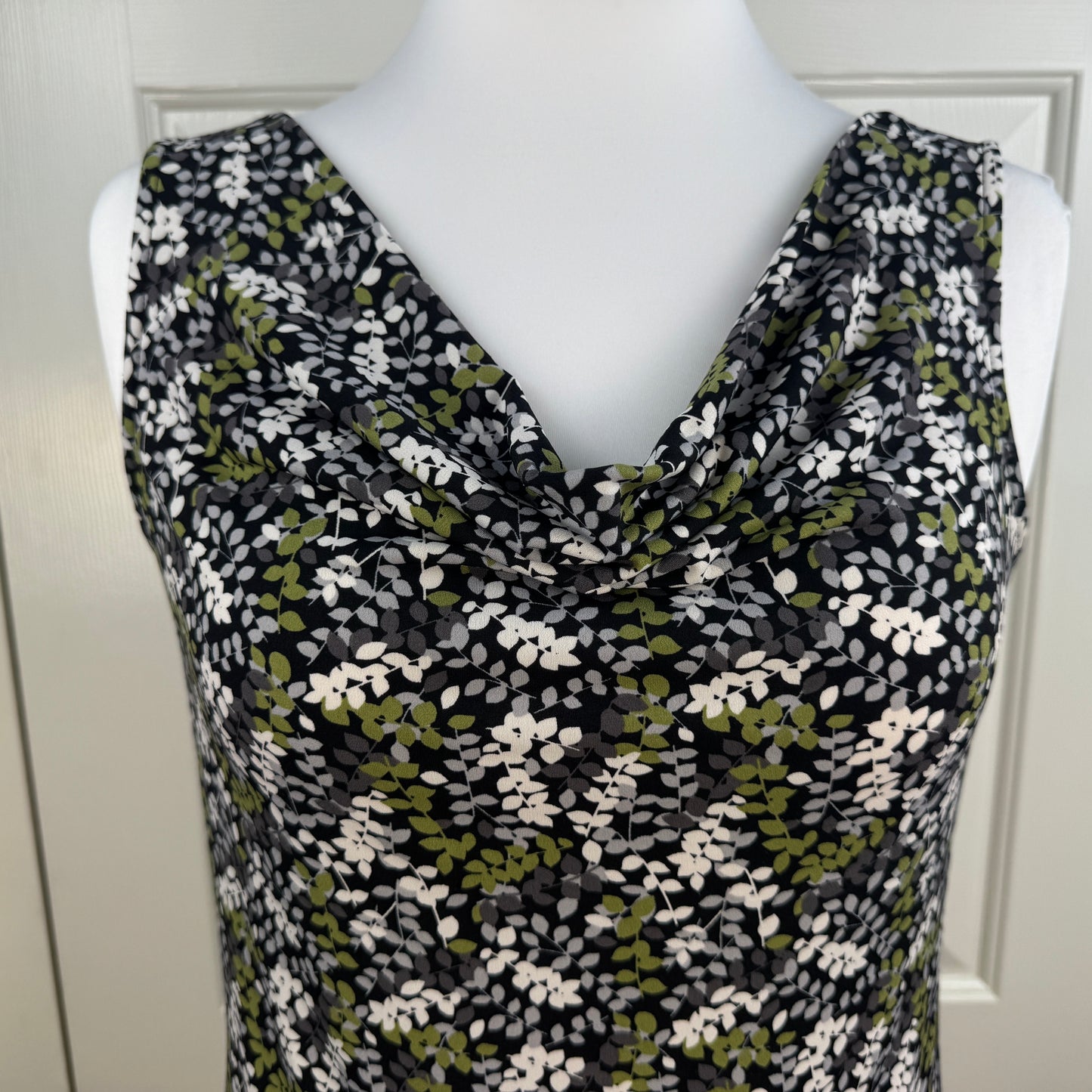 Liz Claiborne Women's Floral Cowl Neck Sleeveless Top Black Green Size M