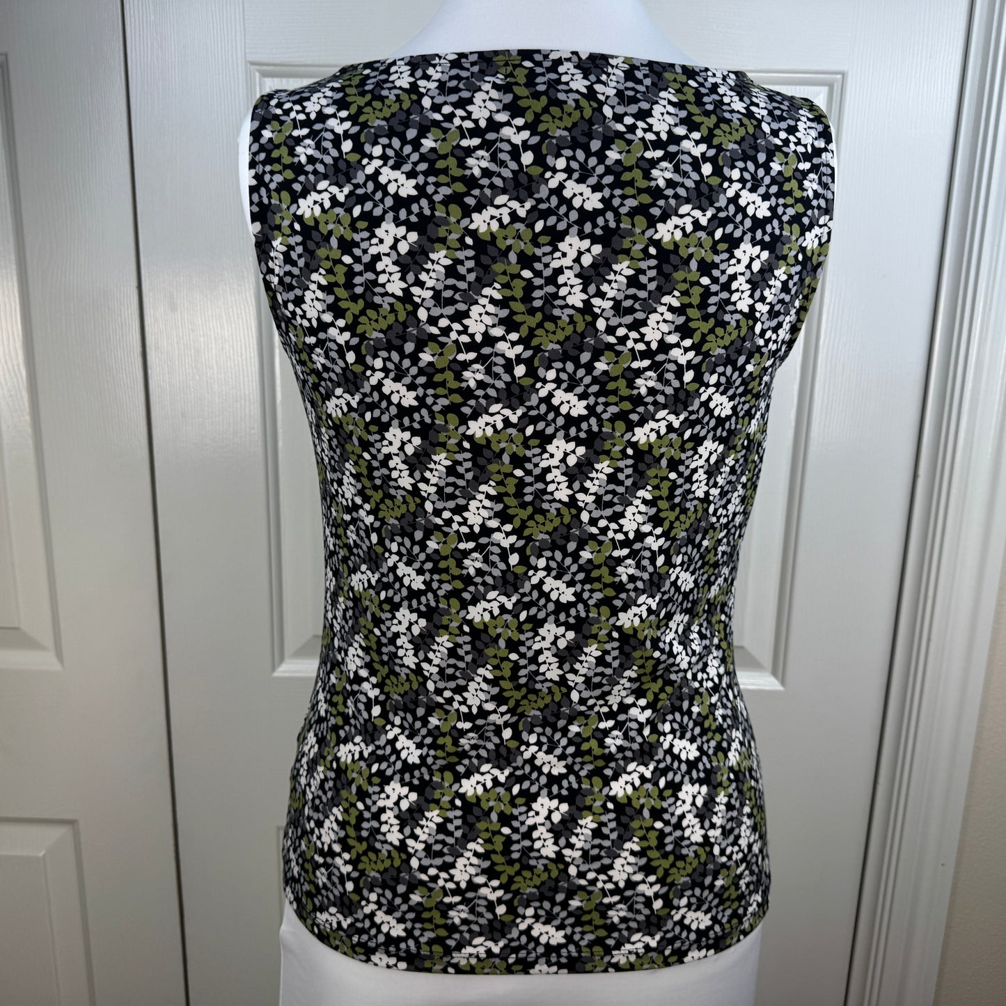 Liz Claiborne Women's Floral Cowl Neck Sleeveless Top Black Green Size M