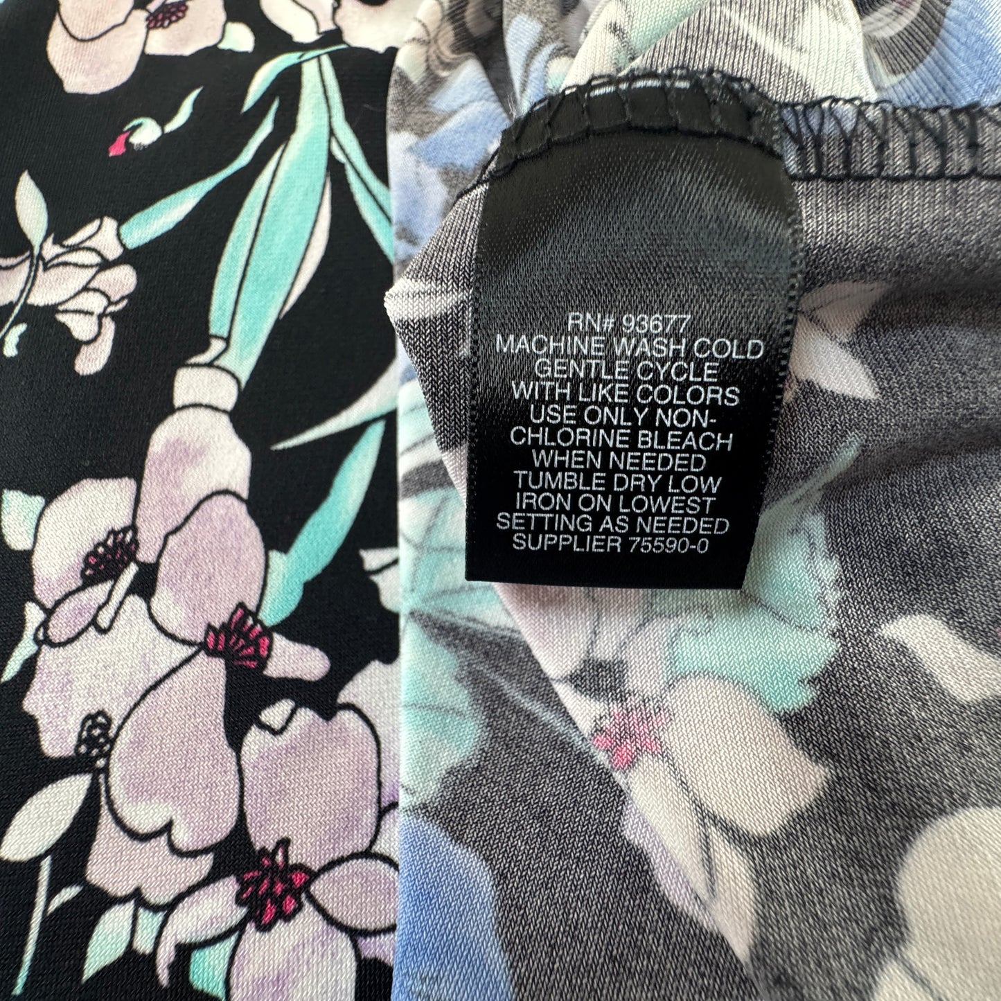 Liz Claiborne Women's Floral Pleated Neck Cap Sleeve Blouse Black Blue Size S