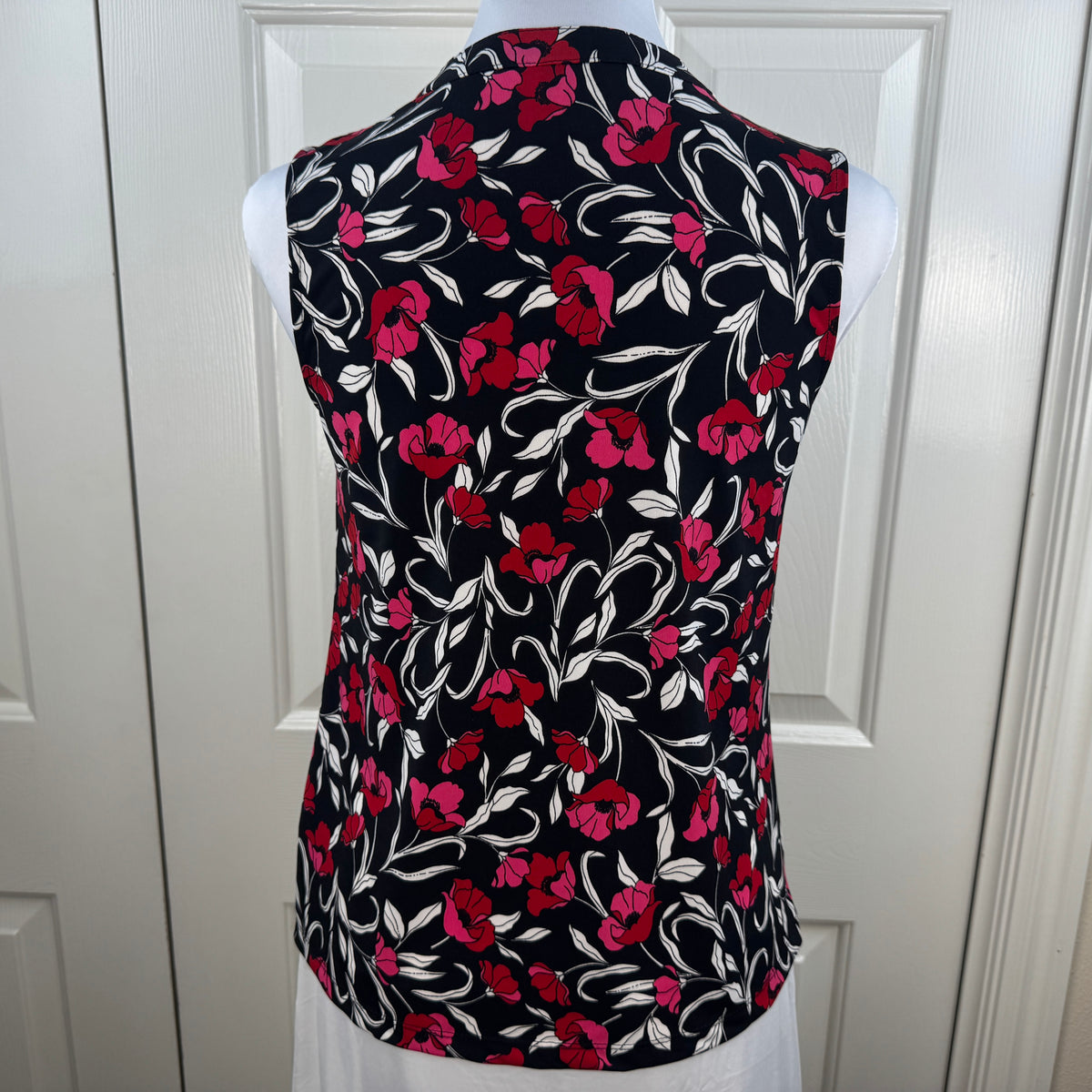 Liz Claiborne Women's Floral Tie Neck Sleeveless Blouse Black Pink Size XS