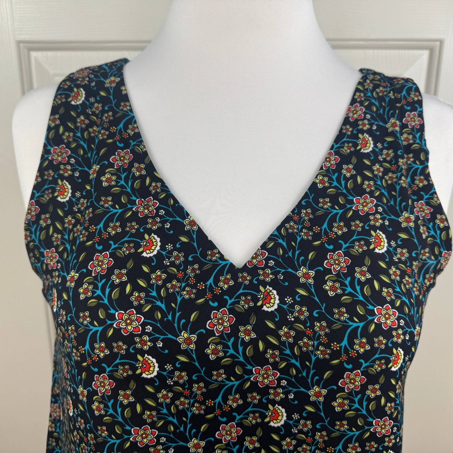 LOFT Floral V-Neck Sleeveless Blouse Navy Multicolor Size S