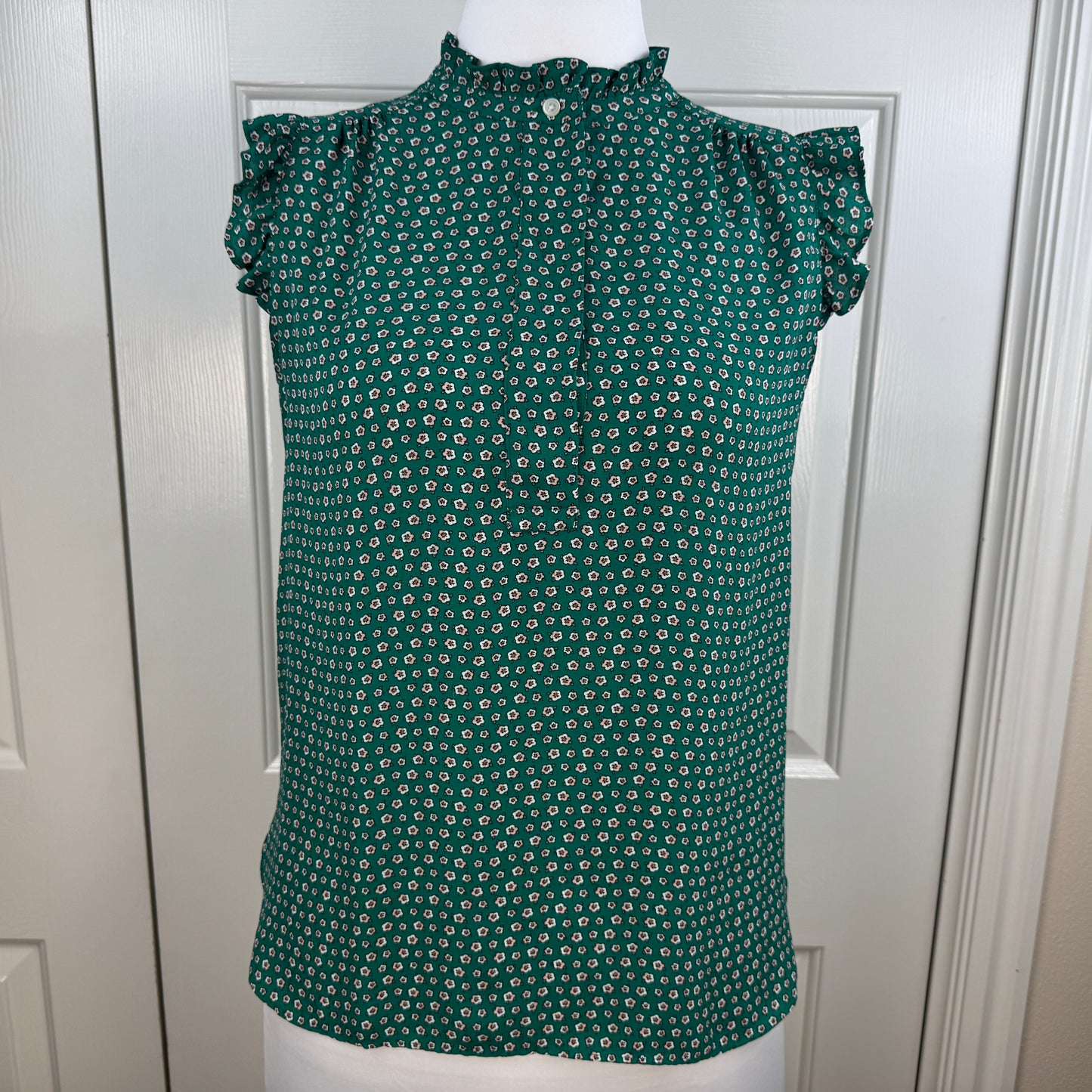 LOFT Women’s Green Floral Ruffle Sleeveless Blouse Size S