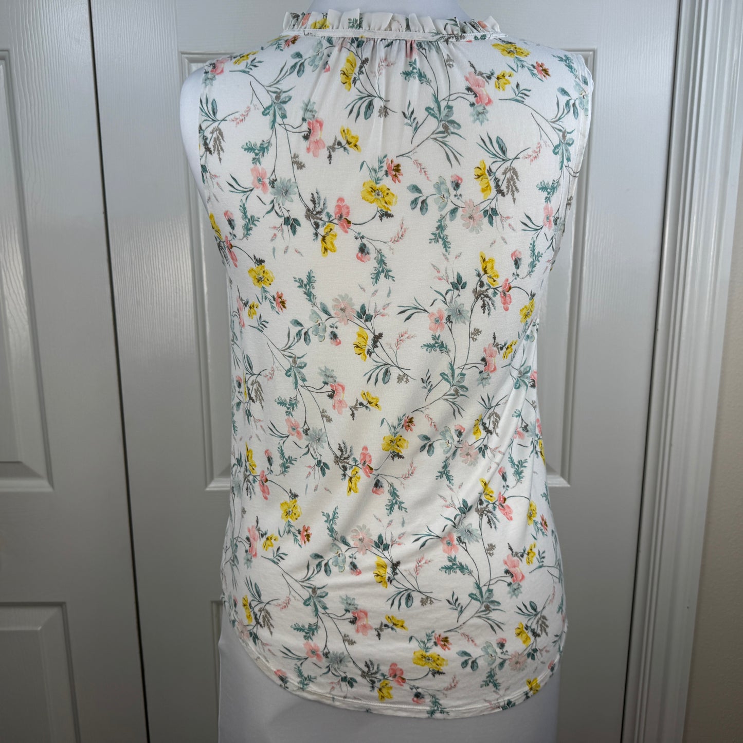 LOFT Women's Floral Sleeveless Ruffle Tie Neck Blouse Ivory Size S
