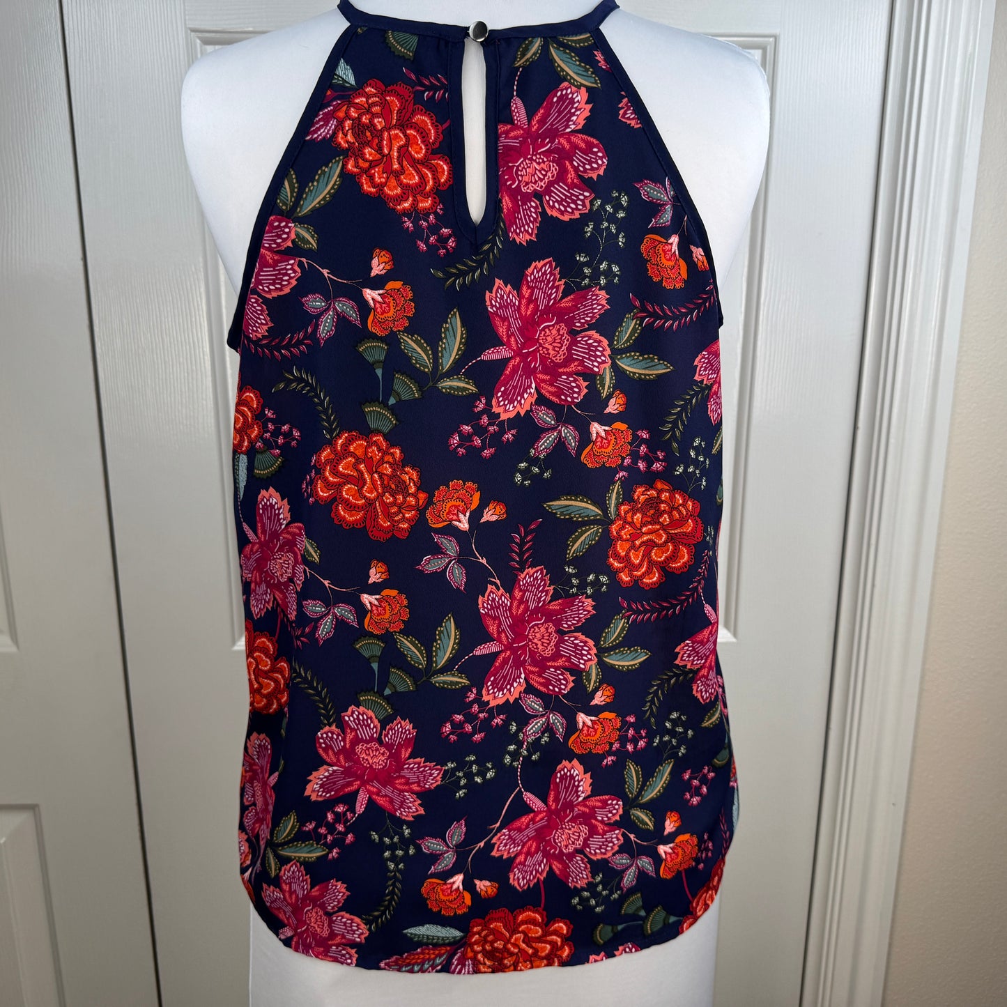 PaperMoon Women's Navy Floral Halter Keyhole Sleeveless Blouse Size M