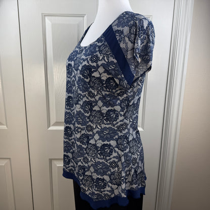 Suzie in the City Women's Blue Floral Lace Print Tunic Top Size M