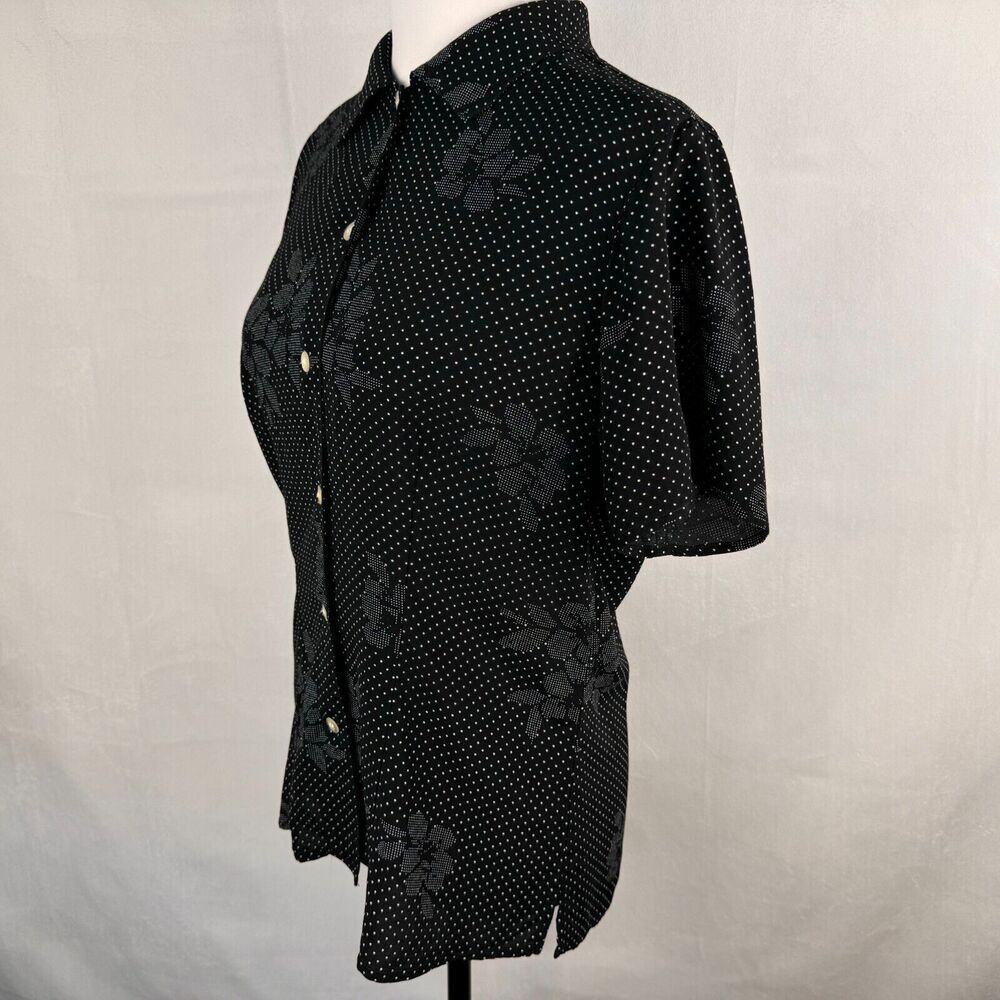 Liz Claiborne Sport Sz M Button-up Short Sleeve Blouse Floral & White Polka Dots