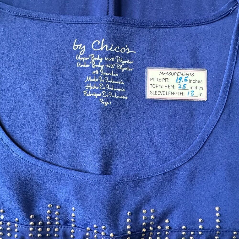 Chico's Top Sz 1 Blue Tunic Silver Embellished Round Neck 3/4 Sleeve Back Slit