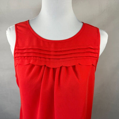 Elle Women Blouse Sz M Round Neck Front Pleated Sleeveless Keyhole Closure