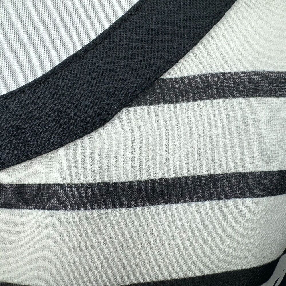 American Eagle Sheer Sz L Black White Striped Round Neck Back Accent Buttons