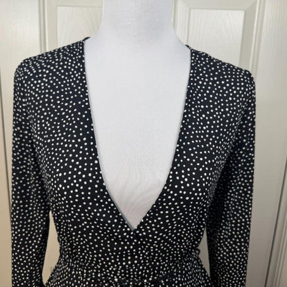 Lulus Women Blouse Sz XS Black White Polka Dot Peplum Wrap Flutter Long Sleeve