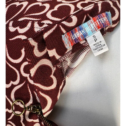 Urban Outfitters Mini Skirt Sz SP Burgundy All Over Print Hearts back zipper