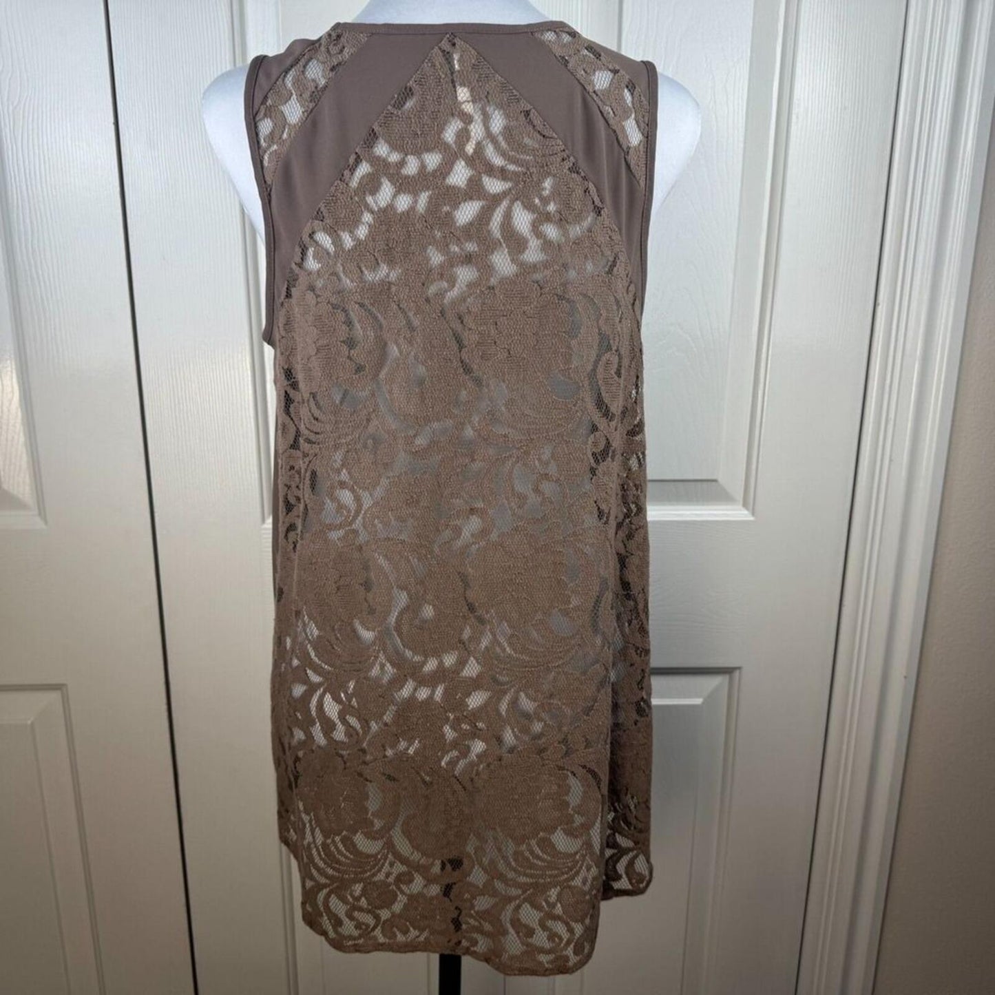 Bellatrix Women Top Taupe Tunic Sz M Front Sheer Lace Back Scoop Neck Sleeveless