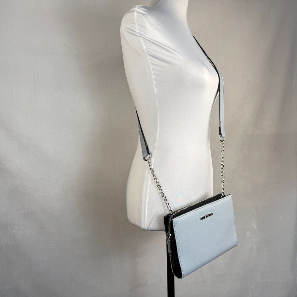 Steve Madden Crossbody Bag with side compartment for cards