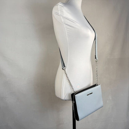 Steve Madden Crossbody Bag with side compartment for cards
