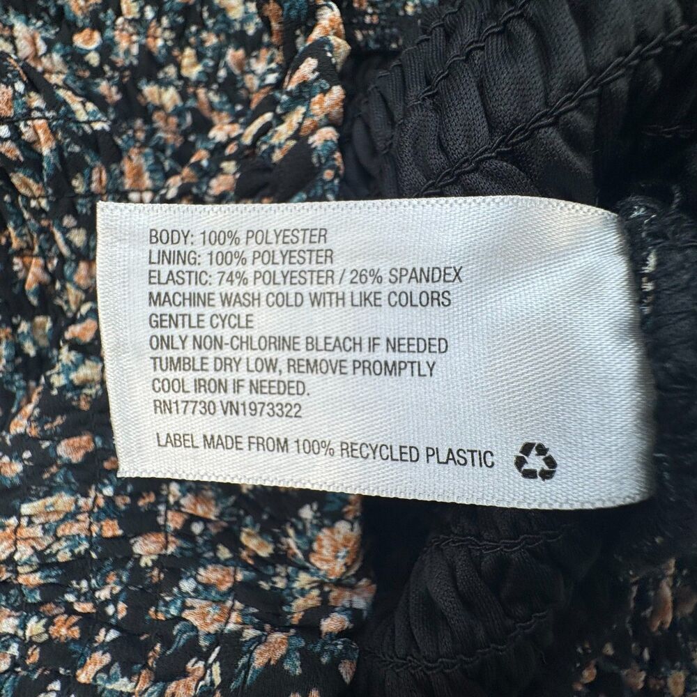 Wild Fable Top Sz M Cropped Black Floral Square Neck Long Sheer Sleeve Lined