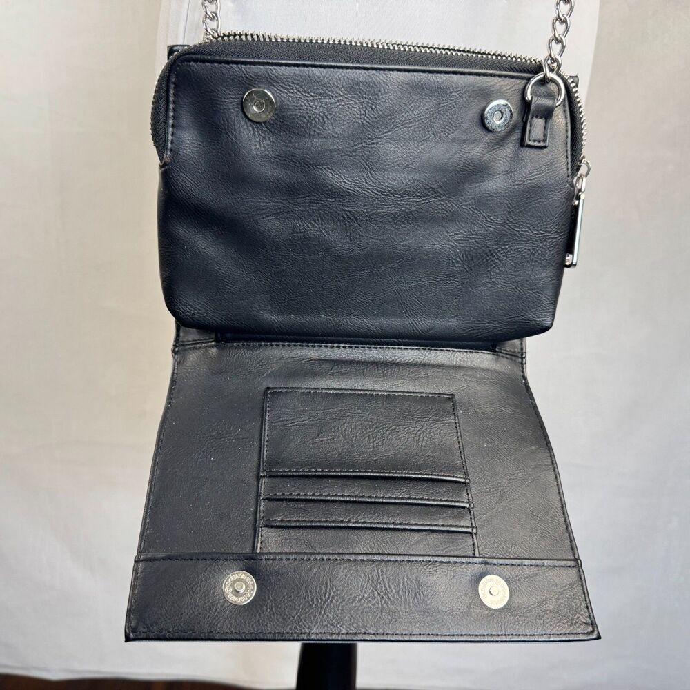Steve Madden Crossbody Bag with side compartment for cards