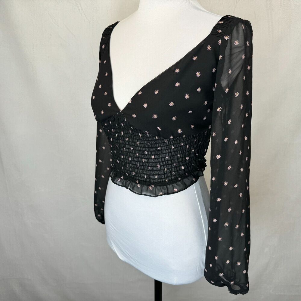 Princess Polly Cropped Top Sz 2 Black Daisy Floral Sheer Long Sleeve Smocked