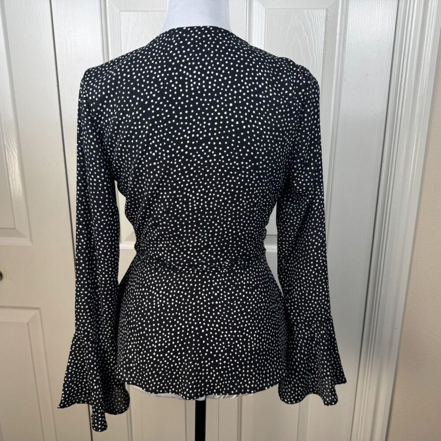 Lulus Women Blouse Sz XS Black White Polka Dot Peplum Wrap Flutter Long Sleeve