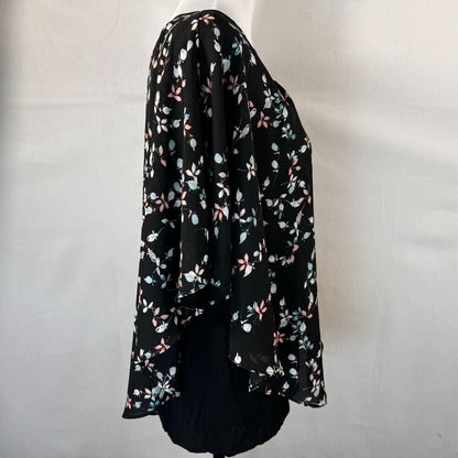Elle Ladies Top Sz M Solid black under Tank Floral Bat Wing Sleeve top