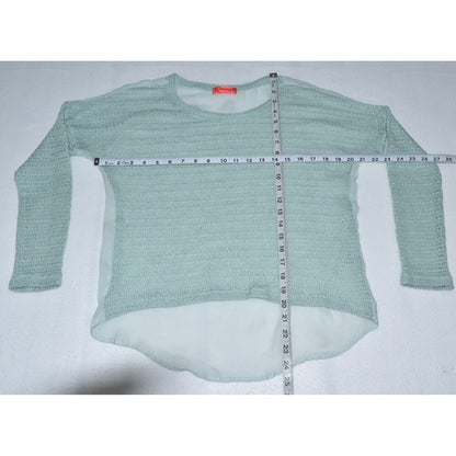Live To Be Spoiled Top Sz L Light Green Round Neck Long Sleeve