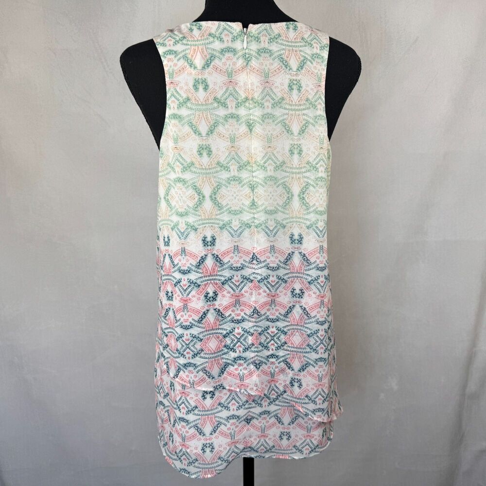 CAbi Top Sz S Scoop Neck Sleeveless Chiffon Layered Lined Mosaic Print
