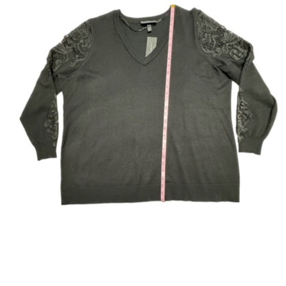 Lane Bryant Women's Size 18/20 Black Lace Appliqué V-Neck Pullover Lightweight Knit Sweater