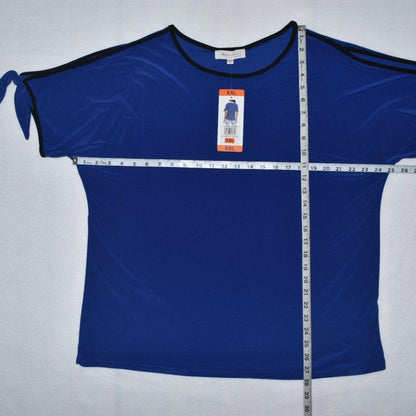 Two by Vince Camuto Slit Tie Short Cap Sleeve Blue With Black Trim Top - XXL