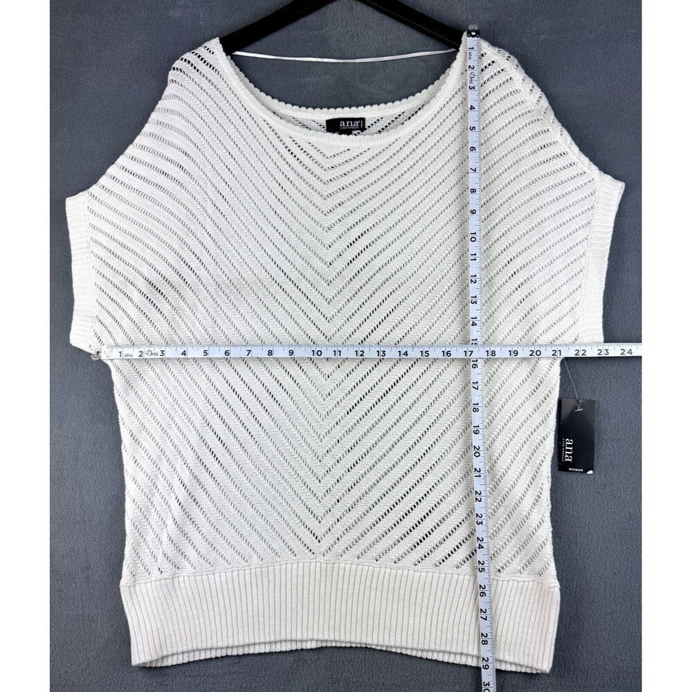 A.N.A. Top Sz 1X White Knit Short Sleeve Scoop Neckline