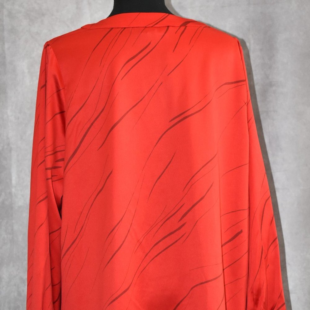 Alfani Women Size 1X Style Lin Breeze Red VNeck Button Down Cuffed Long Sleeves