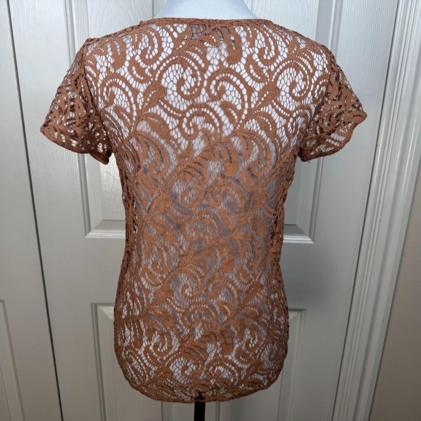 Loft Women Top Sz XS Copper Color Lace Short Sleeve Round Neck Unlined Pullover