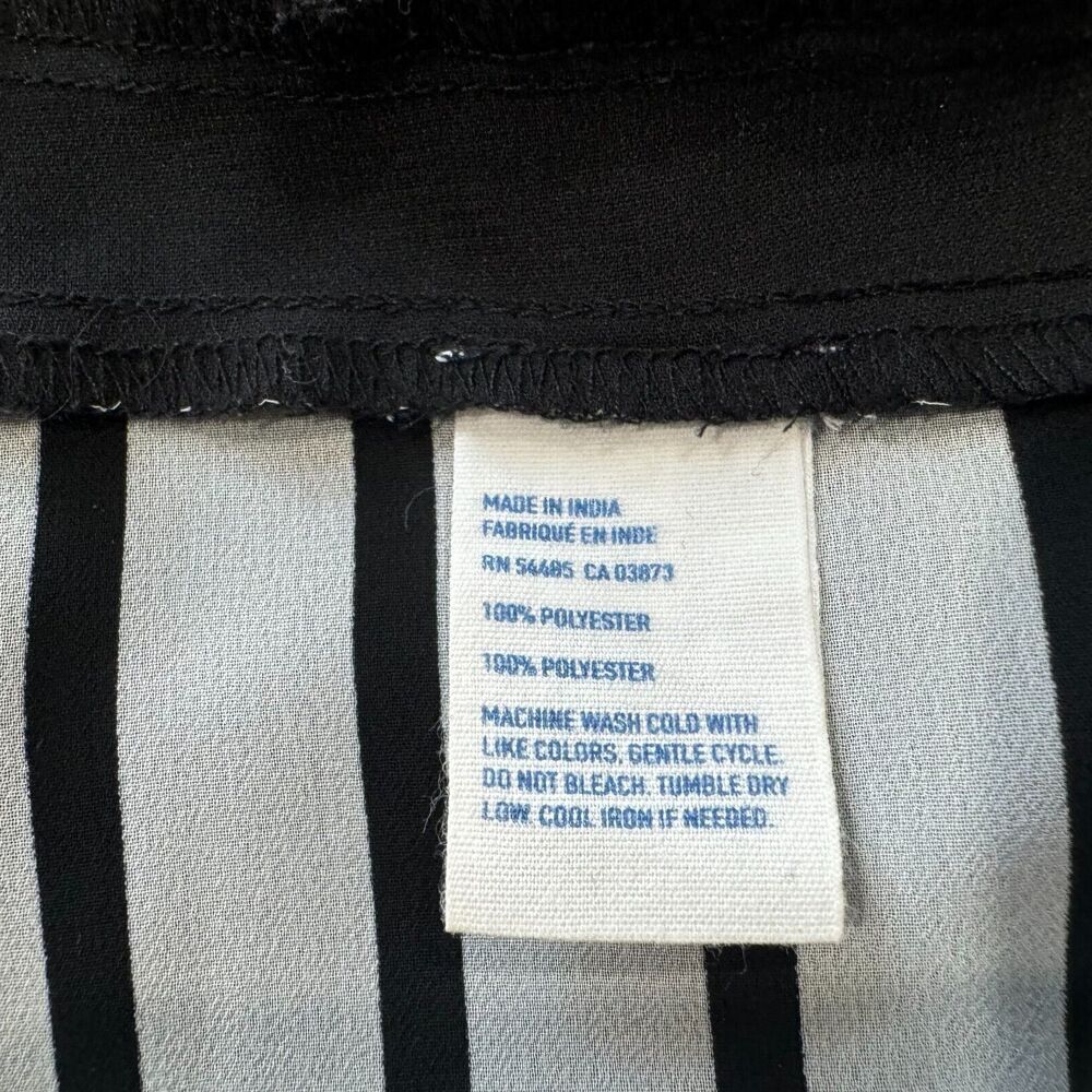 American Eagle Sheer Sz L Black White Striped Round Neck Back Accent Buttons